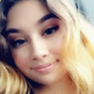 Meet your Posher, Abigail